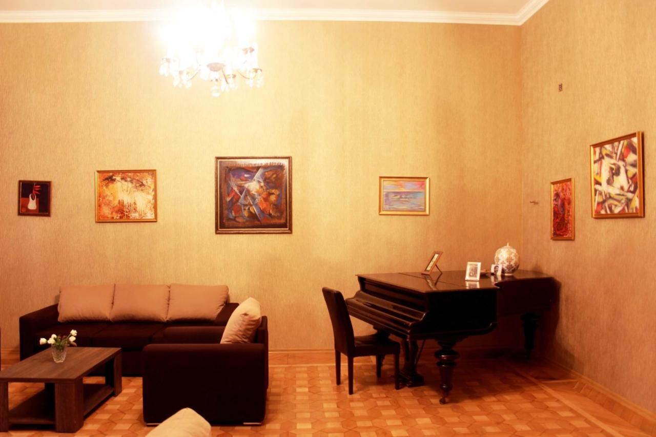 Отель Hotel Central Rustaveli Тбилиси-17